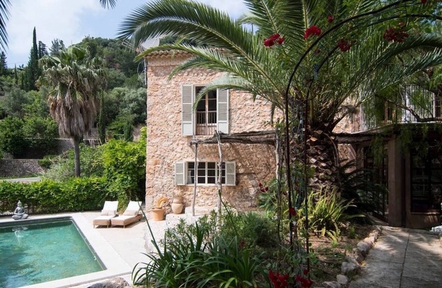 Charming house in the heart of Deia