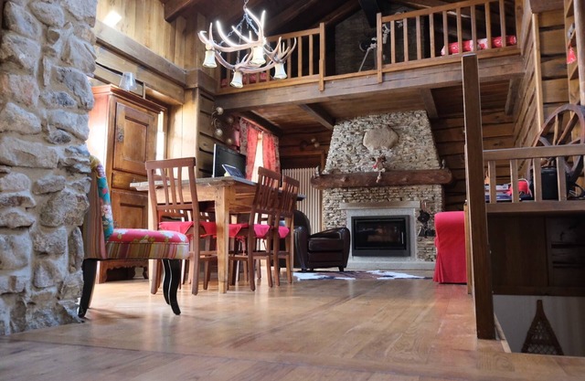 Charming house in traditional mountain village, all comfort.