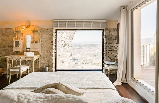 Charming house, panoramic view of the Luberon.