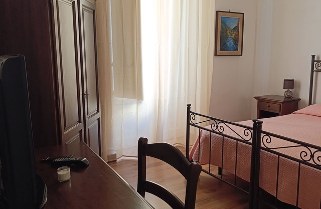 Charming house with 1 bedroom and WiFi, AC in delightful Acireale