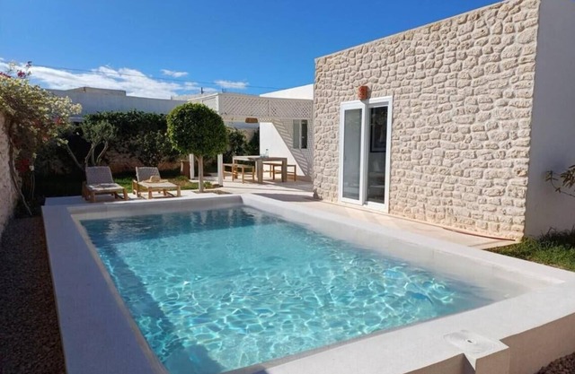 Charming house with swimming pool
