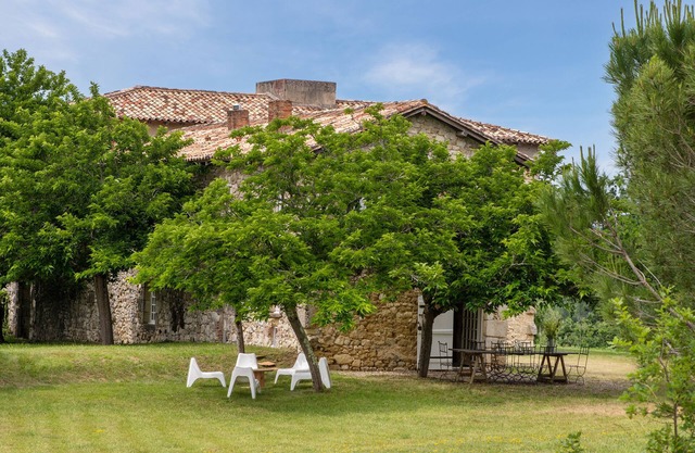 Charming house with swimming pool