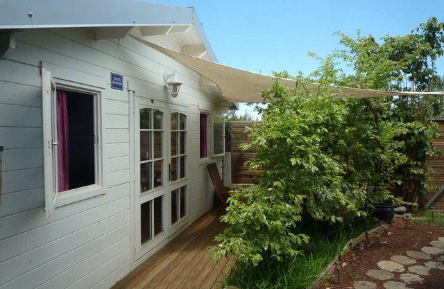 Charming little Studio Bungalow 20m2 in Etang Salé les Bains