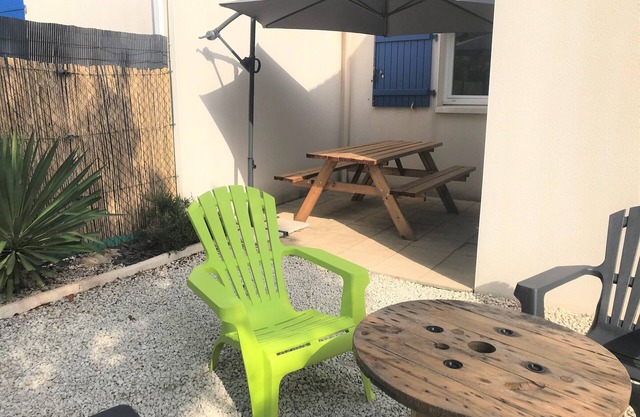 Charming Maisonette Near Beach with Terrace, Parking, and Modern Amenities - Longeville-sur-Mer