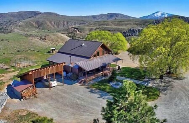 Charming Methow Valley Home-Private and Near to Activities