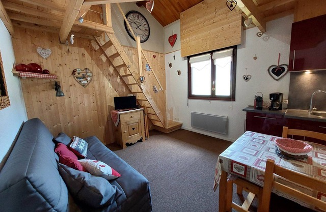 Charming mountain studio - 3 ppl, parking, at the foot of the slopes