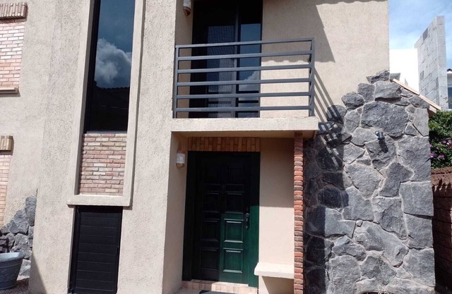 Charming Tiny House: 2-bedroom with WiFi in Haras Ciudad Ecológica