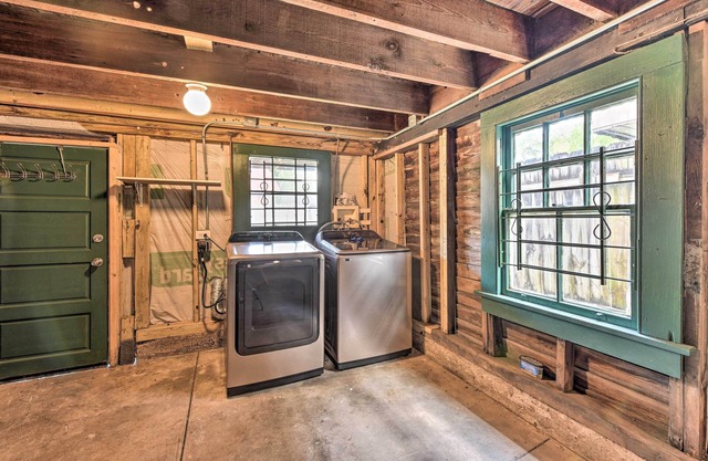 Charming New Orleans Home < 3 Mi to Bourbon St