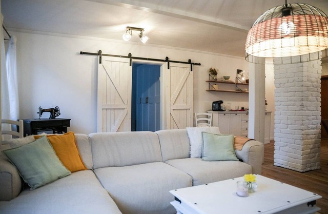 Charming open-plan apartment in country house style | With sauna