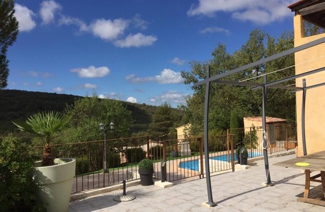 Charming Provencal house with panoramic view, 5 minutes from the Verdon