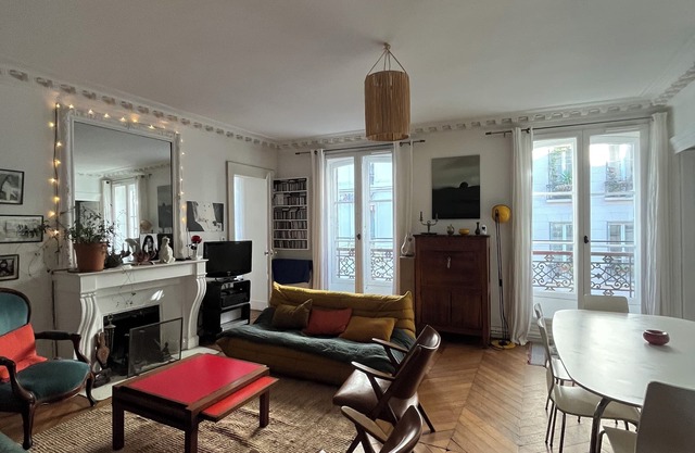 Charming Parisian family flat - Quiet & central - Bastille/Marais - 4/5 guests