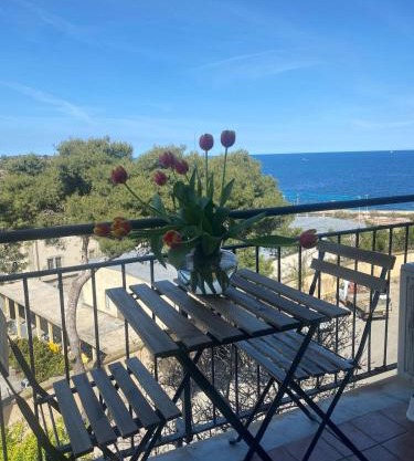 Charming places Casa A, just a few steps from the sea