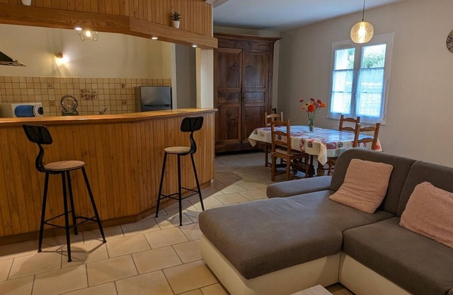 Charming Renovated House with Private Yard, Near Angoulême, Sleeps 6