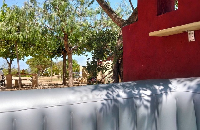 Charming sheperd's shed with marvelous vieuw with jacuzzi free WiFi