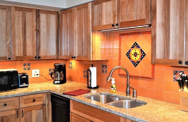 Charming Santa Fe condo