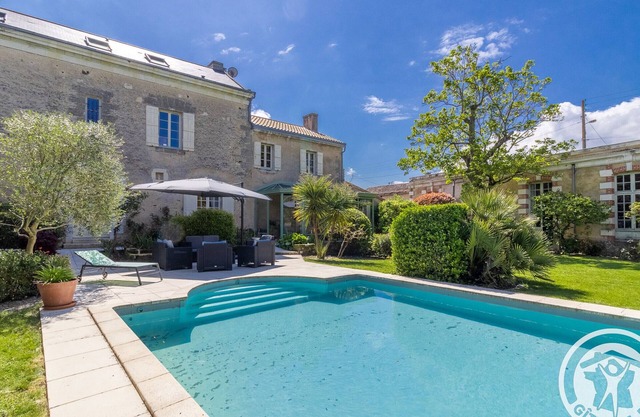 Charming Stay with Pool in Loire Valley's Wine Region