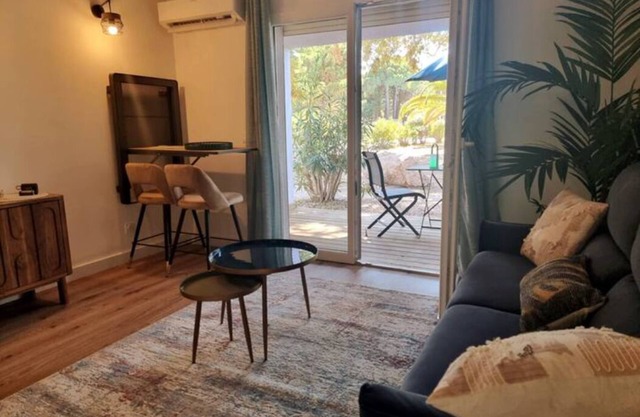 Charming studio 1km from Cala Rossa beach