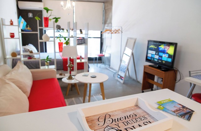 Charming studio in beautiful Buenos Aires with AC, WiFi