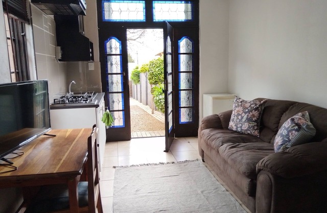 Charming Studio Oasis in Kensington, Johannesburg