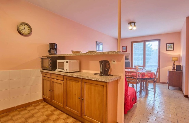 Charming T2 with parking and wifi in Barbotan