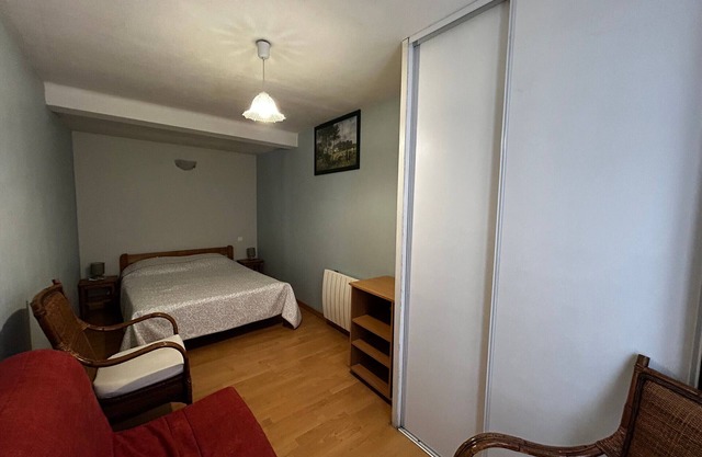 Charming T2 with WIFI and parking in central La Roche-Posay
