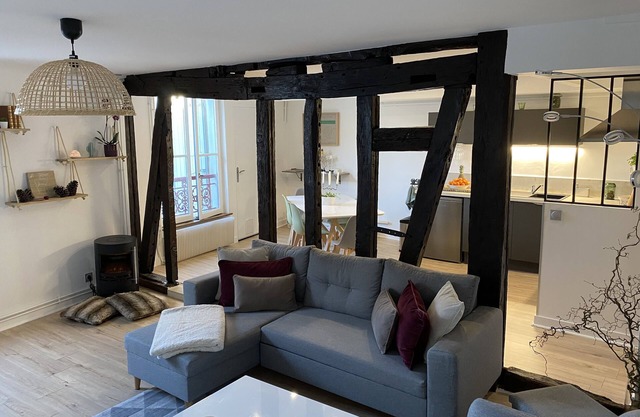 Charming T3 in the heart of town with parking