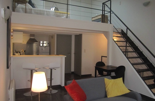 CHARMING TOWN CENTER APARTMENT