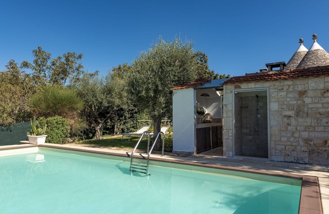 Charming Trulli with Pool for 8 people in Monopoli’s countryside