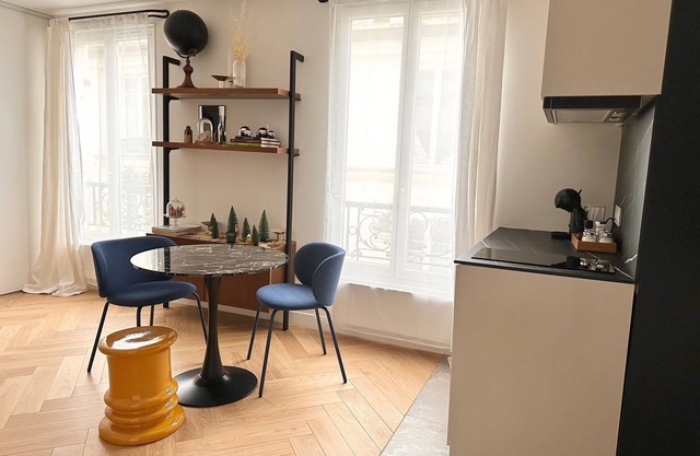 Charming two-room apartment in Stalingrad close to everything