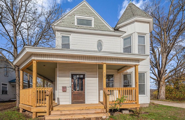 Charming Victorian Home Near Downtown & Trails