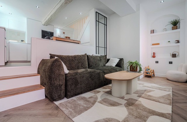 Charming village house with Esterel views