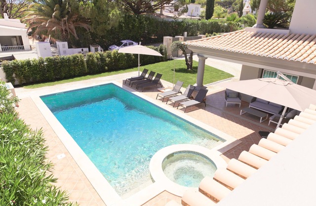 Charming Villa in Algarve, Portugal. Close to the beach and Golf.