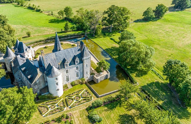 Chateau Du Patrimoine
