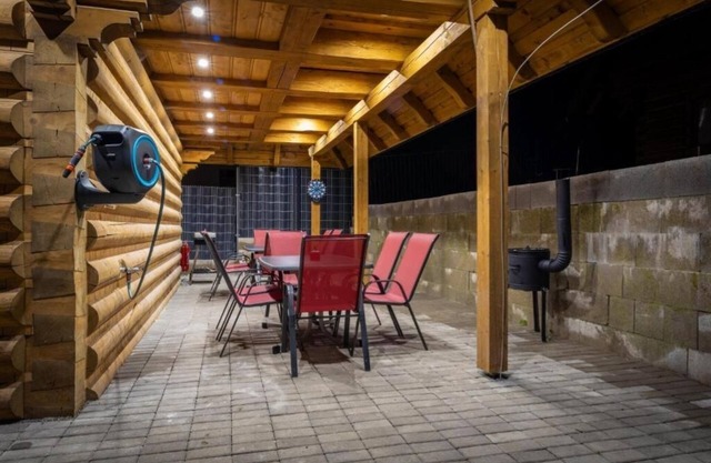 Chaty Kukana a Kuku – Your Cozy Mountain Retreat in Stará Lesná