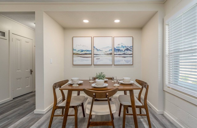 Cheerful 1-Bedroom with free parking