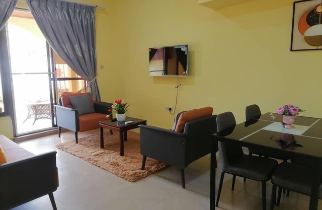 Cheerful and spacious 1-bedroom house