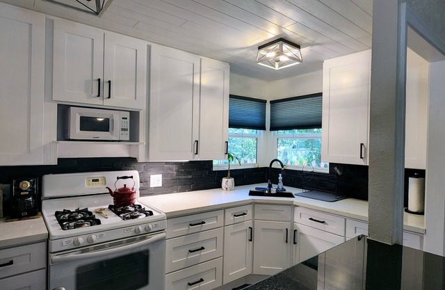 Cherry Valley Studio Guest Cottage
