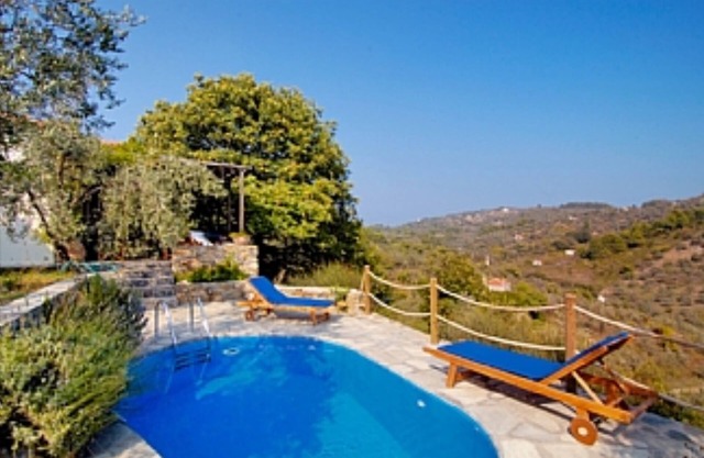 CHESTNUT TREE COTTAGE PRIVATE POOL PEACEFUL RURAL SETTINGS
