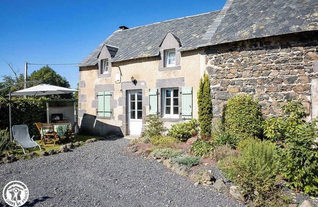 Chez Antoine - Olby - Gîte