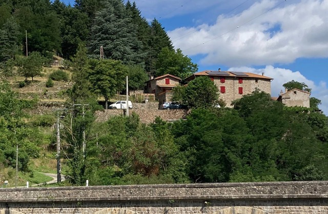 Chez Swan, cozy gîte, heart of the Vallée de l'Eyrieux, Monts d'Ardèche Park