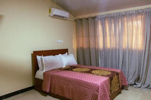 Chez Tina Guest House and Event Centre