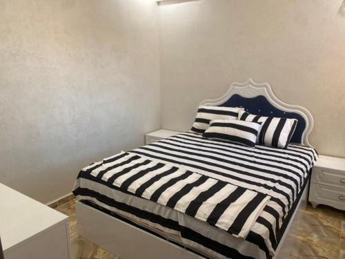 Chic Stay near Oasiria