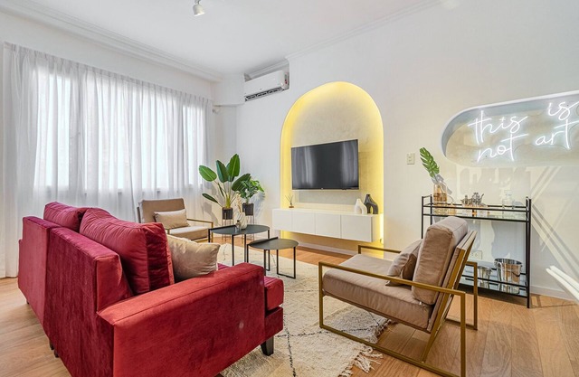 Chic Urban Retreat: Your Buenos Aires Haven - Welcome2BA