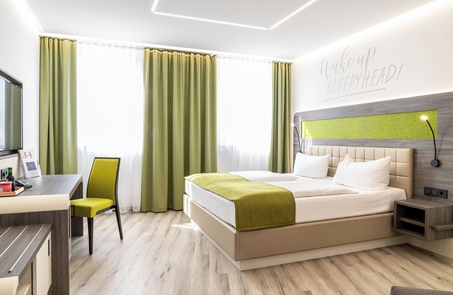 CHRIZZ Rooms