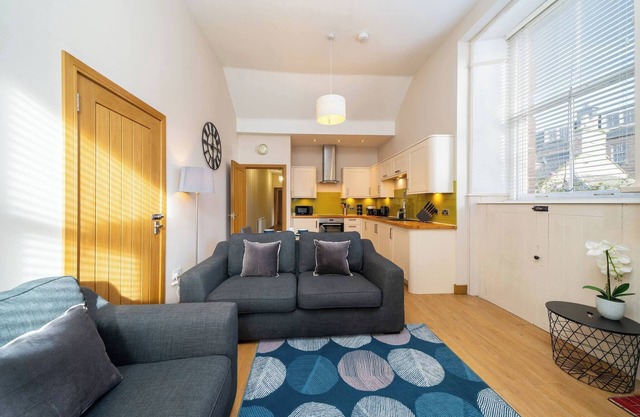 Church House - A Central Montrose 2 bed