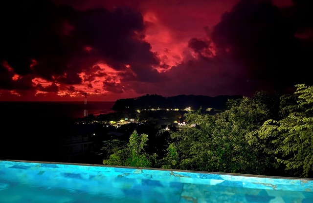 CIMA DEL MAR #4 - Cozy upstairs condo w/ocean views and private balcony