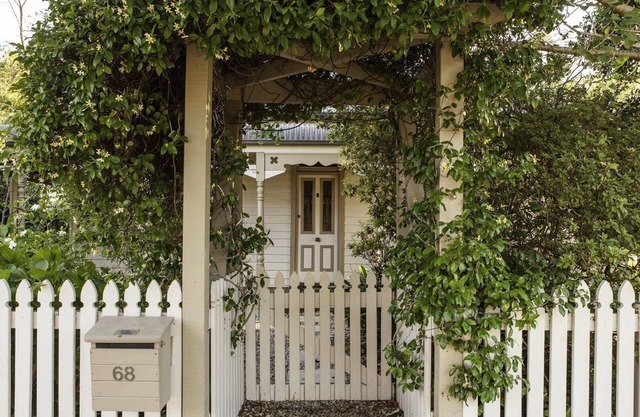 Circa 1890 Berry - Holiday Cottage Central Location Pet Friendly