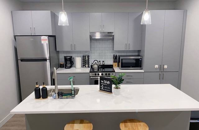 City Center Apt | 1 Mile Delta + Salt Palace| Gym