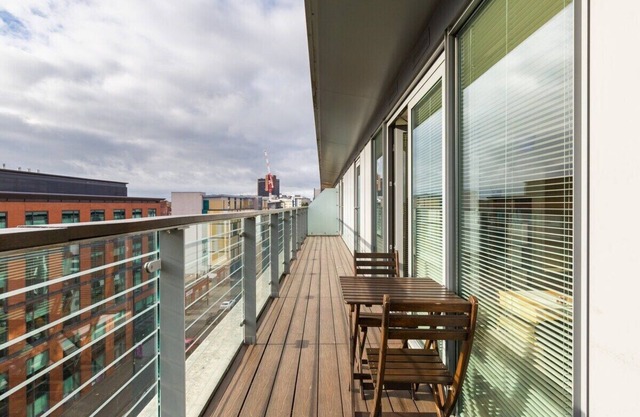 City Centre Penthouse parking