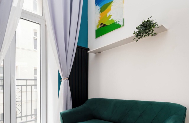 City Centre Studio with Mezzanine